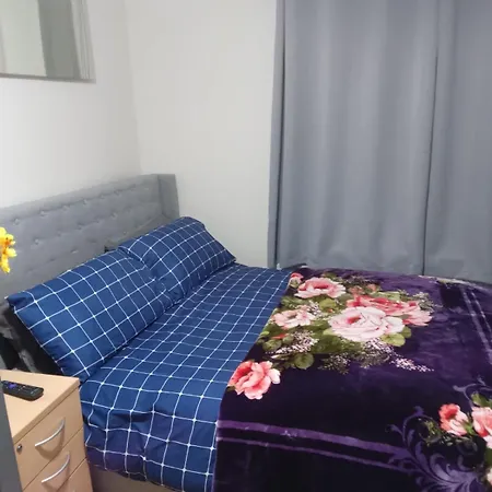 Exclusive Double Bedroom In A Gorgeous Shared Flat With Access Homestay