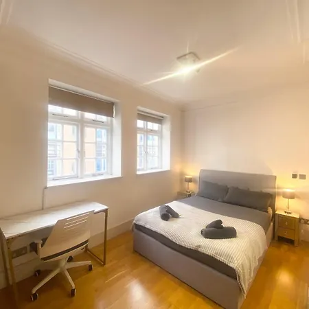 House With 4 Bedrooms Marylebone High Str Apartment