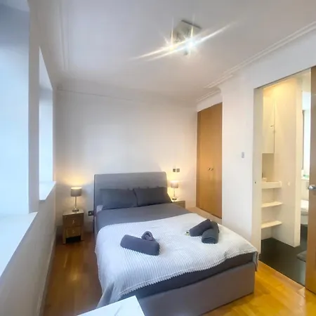 Apartment House With 4 Bedrooms Marylebone High Str