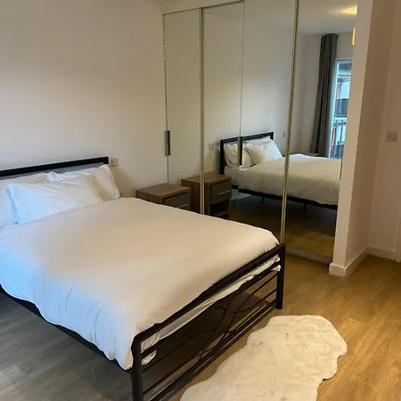 Apartment Stunning 1 Bedroom