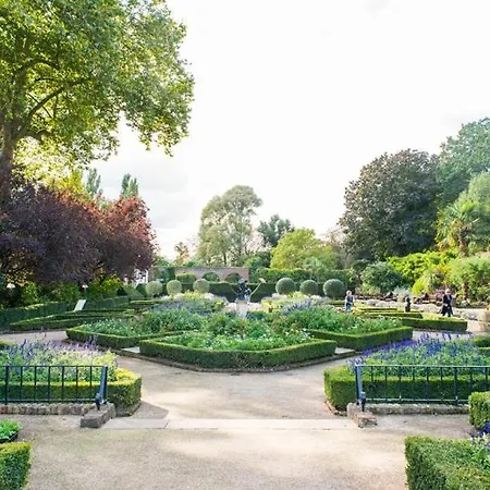Cosy In Kensington Olympia * London