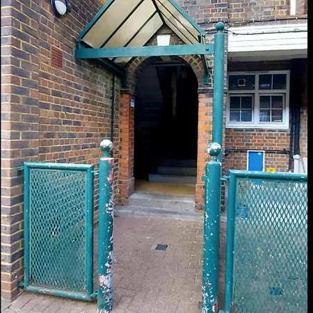 Apartment Cosy 3bd Sleeps 6