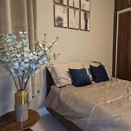 Appartamento Spacious Four Bedroom Four Bathroom Flat In West Kensington *