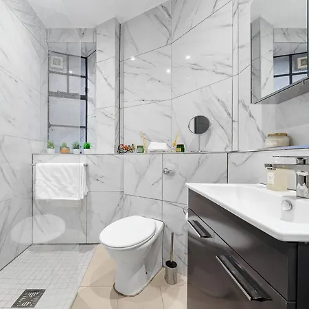 Apartment Luxury Serviced In Central London