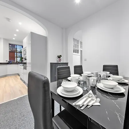 Luxury Serviced In Central London