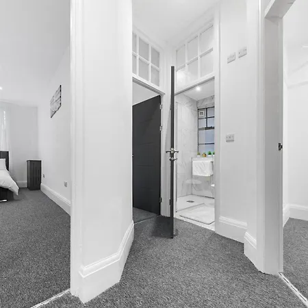 Apartment Luxury Serviced In Central *