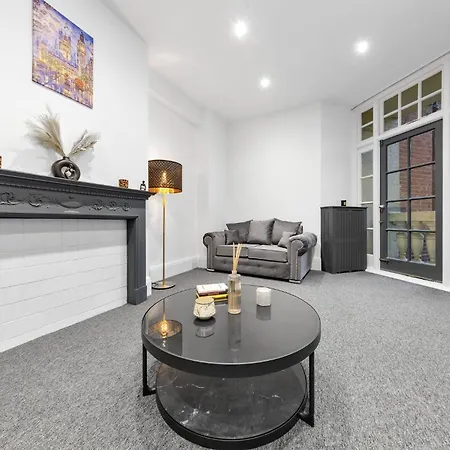 Apartment Luxury Serviced In Central