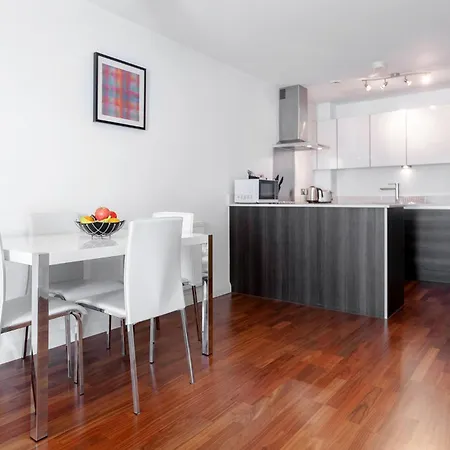 Apartment Roomspace Serviced - Chorus