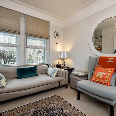 Apartment Veeve - Earls Court Rooftop Retreat London