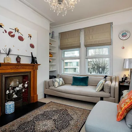 Veeve - Earls Court Rooftop Retreat London