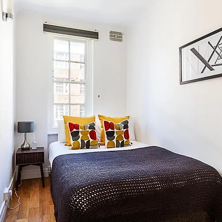 Modern 2 Bedroom Flat Near Queensway Apartment *