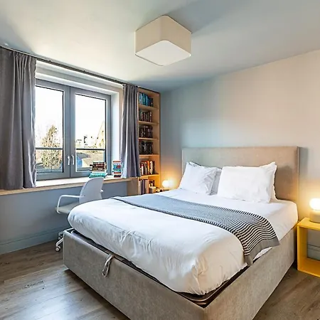 Bermondsey Bliss Views Comfort And Access! London