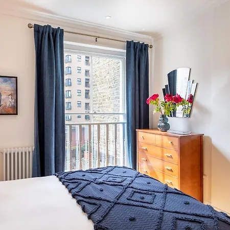 Fabulous Gloucester Road Apartment