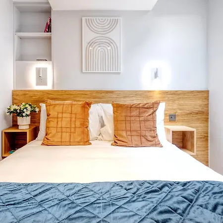 Coleherne Road Ii Apartment London