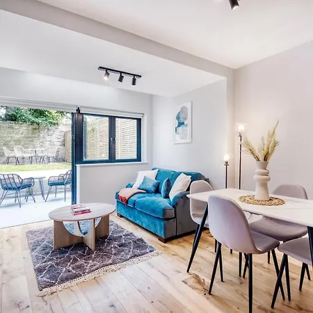 Apartment Coleherne Road Ii
