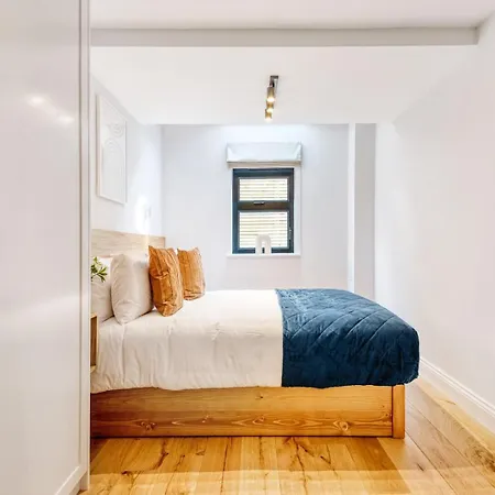 Apartment Coleherne Road Ii