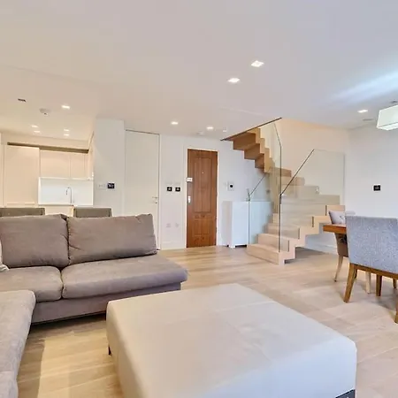 Luxury 2bed Hyde Park Penthouse With Rooftop
