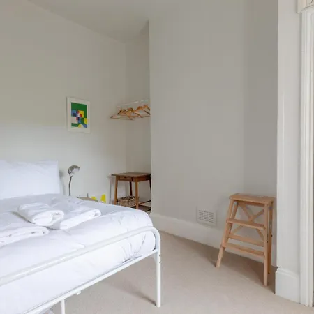 Apartment Spacious 2bd Flat By Regents Park & Camden Town! *
