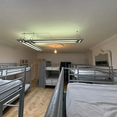 365 Hostel