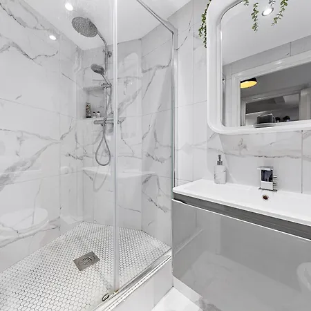 Bayswater Perfection-modern For 4 Guests Apartment *