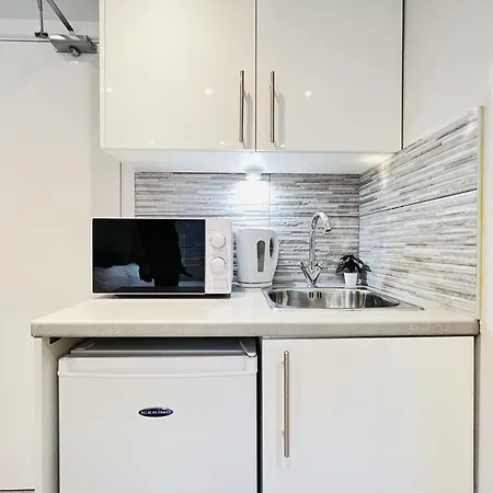 Battersea By Sleepy Apartamento *