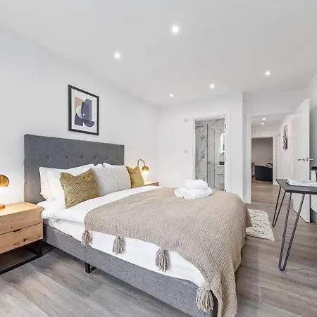 Sercasa - Apartment The Hyde