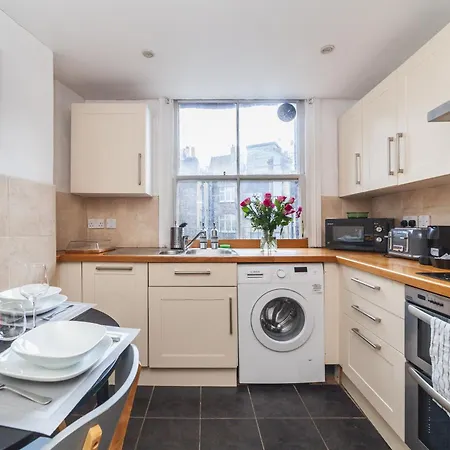 Hub Townhouse Apartment