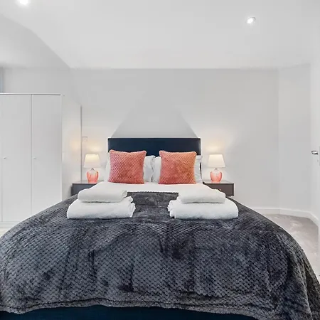 Sercasa - Park - London Apartment *