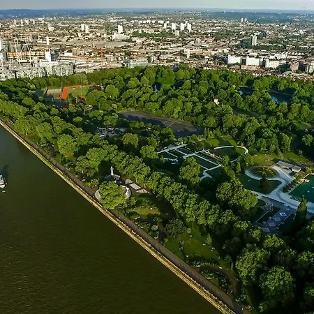 Of Battersea