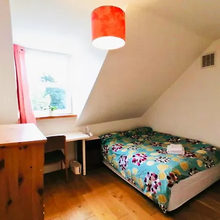 Charming Victorian Flat With Free Parking Apartment London