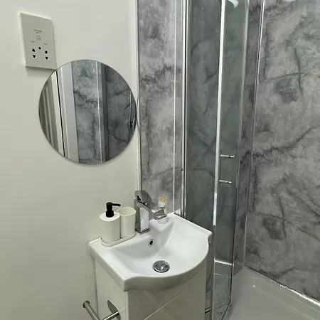 Wellcome Flat 5 London