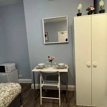 Apartment Wellcome Flat 5 *