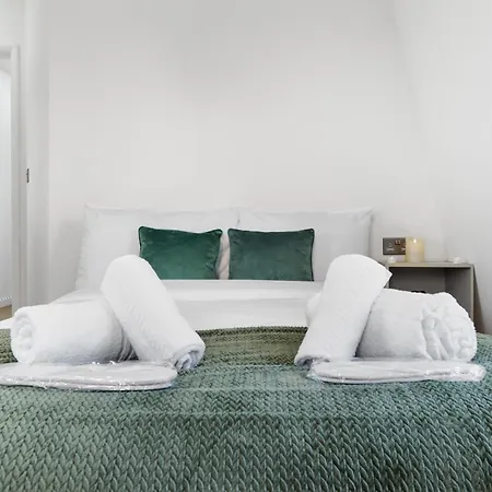 Chelsea Battersea & Private Rooftop Terrace * London