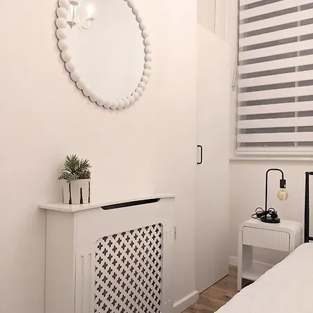 Paddington Ren Apartment London