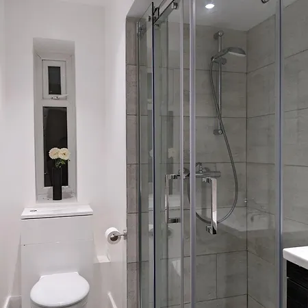 Paddington Ren Apartment *