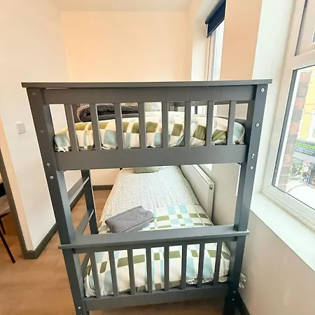 Cozy Guest Two Bedroom Flat Pensionat