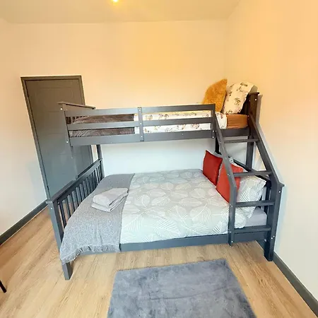 Cozy Guest 171 * London