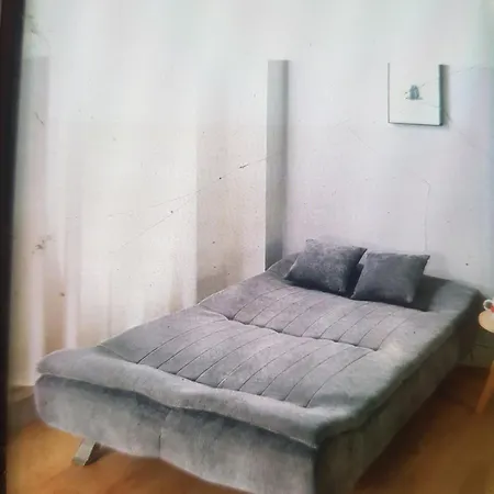 Cosy One Bedroom Flat In