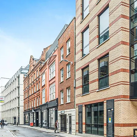 Heart Of Holborn - 2br With Patio - Cityapartmentstay *