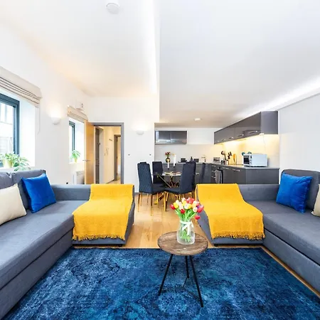 Apartment 2 Bed 2 Bath Deluxe Flat In Kensington *