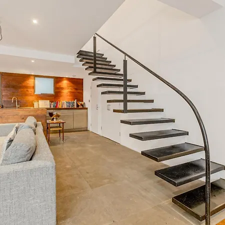 Apartment Spacious & Tranquil 2br Maisonette In Notting Hill