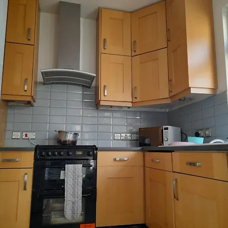 Homestay Big Ensuite With Shower And Rest And Good Garden View *