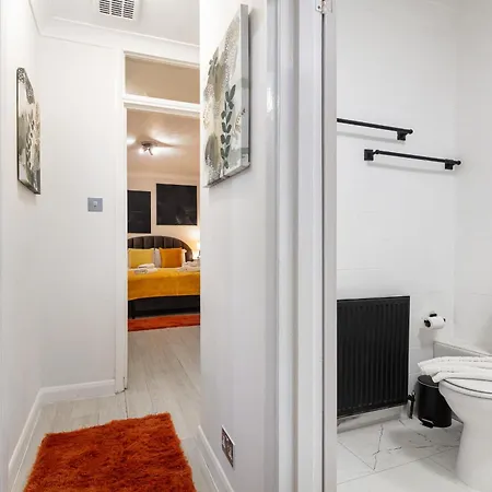 Apartment Fabulous Two Bed In Heart Of Chelsea - *