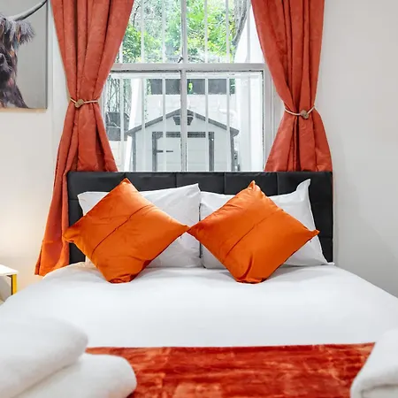 Fabulous Two Bed In Heart Of Chelsea - *