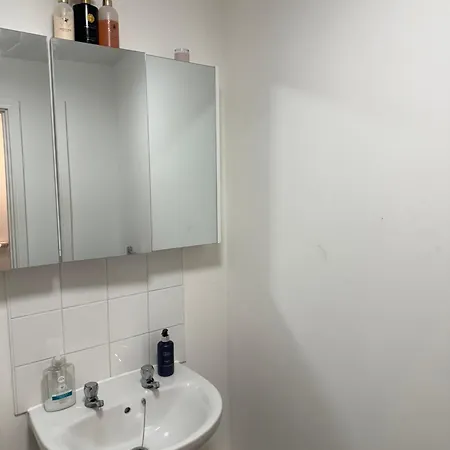 Modern 1 Bedroom * London
