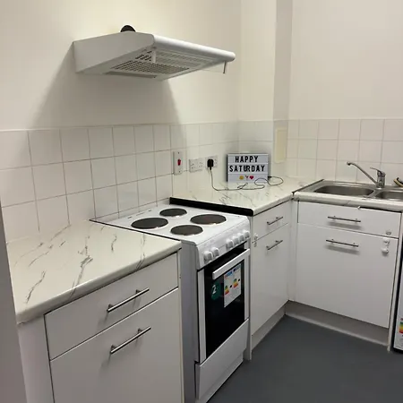 Modern 1 Bedroom Apartment