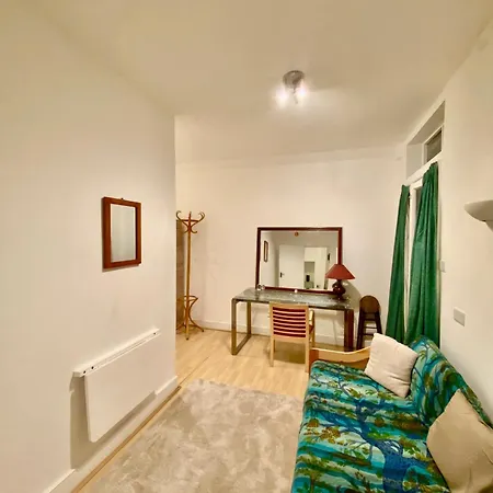 Apartment Spacious In Earls Court *