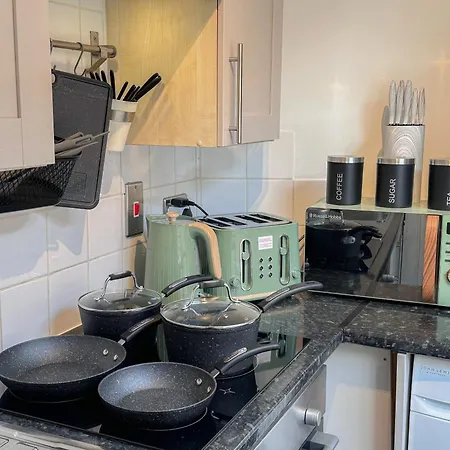 Lovely 1-bedroom Flat In Shoreditch, Hackney, Old Street Apartment
