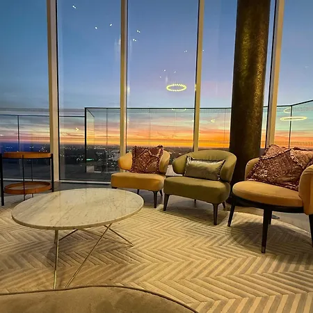 Luxury View 2 Bedroom In Canary Wharf Apartment London