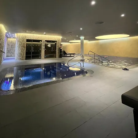 Apartment Luxury View 2 Bedroom In Canary Wharf London